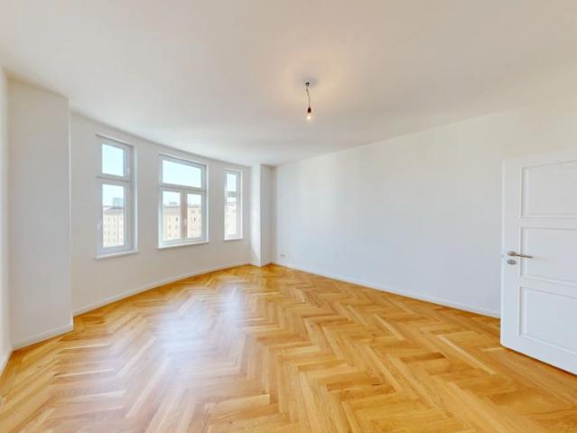 Exklusive 5 Zimmer Mietwohnung mit hofseitiger Loggia in 1030 Wien