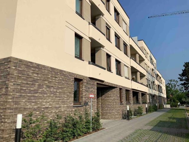 Exklusive 5 Zimmer Wohnung mit Einbauküche WG geeignet