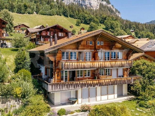 Exklusive 6.5 Zimmer Maisonette Wohnung über drei Etagen mit Wellness und unverbaubarer Panoramasicht