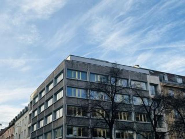 Exklusive 6 Zimmer Penthouse Wohung mit umlaufender Terrasse im Stadtteil Lehel nahe der Isar