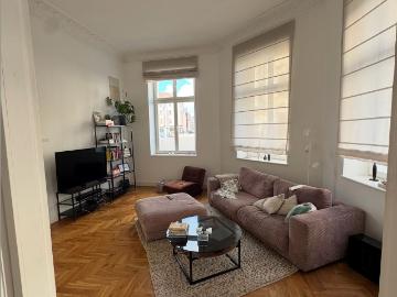 Exklusive Altbauwohnung zur temporären Untervermietung ab 4 Tage mit idealer Verkehrsanbindung, Monchengladbach Amsterdam Apartments for Rent