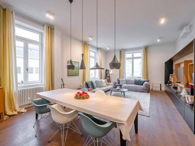 Exklusive Altbauwohnung mit Designküche nahe Schloss Belvedere