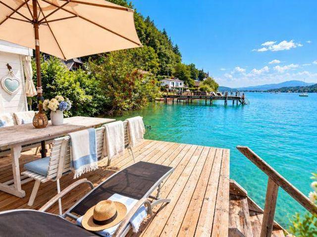 Exklusive Alleinlagesituation mit Premium Seegrundstück am Wörthersee