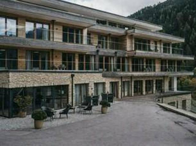 Exklusive Apartment zum Wiederverkauf: *VAYA St. Anton