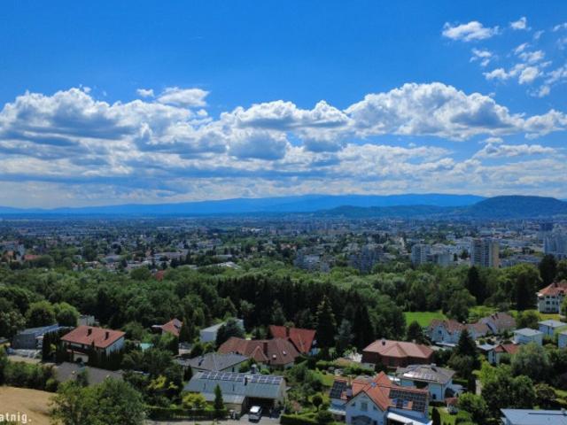 Exklusive Architektenvilla mit Pool & Wellness in privilegierter Aussichtslage von Graz Waltendorf!