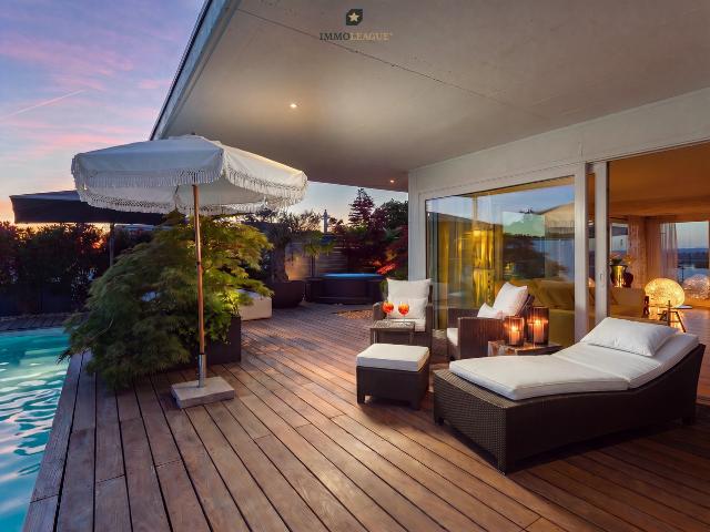 Exklusive Attika Maisonette mit Pool, Whirlpool, Sauna und Seesicht