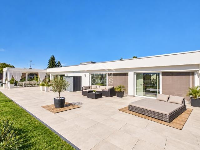 Exklusive Attika mit Feriengefühl & XXL Terrasse