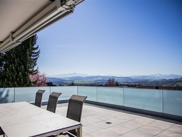 Exklusive Attikawohnung mit Panorama Terrasse