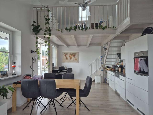 Exklusive Galerie Wohnung komplett renoviert mit neuem Bad und Küche