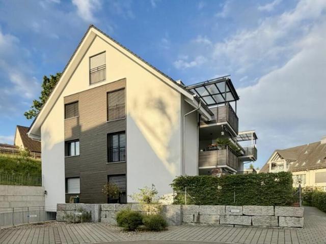 Exklusive Gartenwohnung in Glattfelden