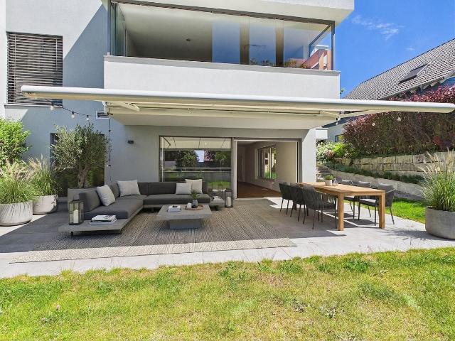 Exklusive Gartenwohnung mit über 100m² Garten inkl. 2 TG Parkplätze und maximaler Ruhe