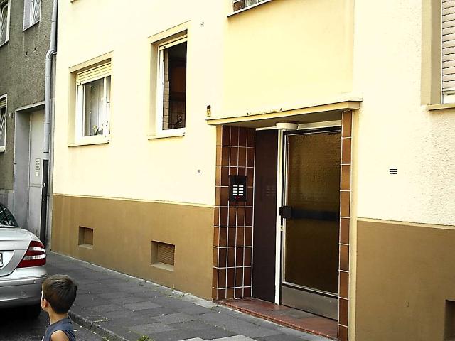 Exklusive, gepflegte 3 Zimmer Wohnung mit Balkon in Köln