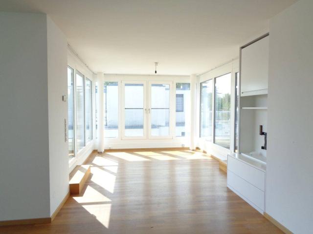 Exklusive Dachgeschoss Maisonette in Döbling: 4 Terrassen, Weitblick, Ruhelage & Garagenplatz