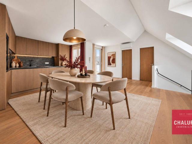 Exklusive Dachgeschoss Maisonette mit 2 Terrassen & hauseigenem Garagenstellplatz