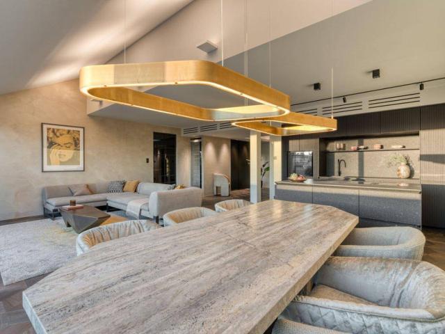Exklusive Dachgeschoßwohnung: Ein einzigartiges Masterpiece an Design