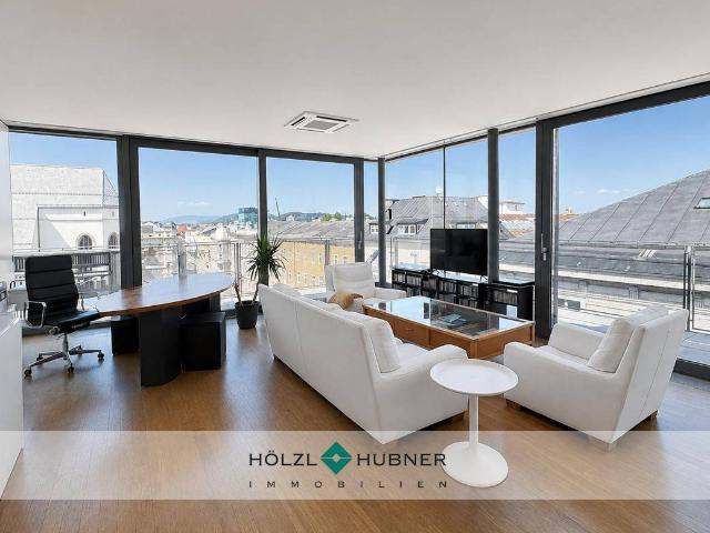Exklusive Dachgeschosswohnung mit 270° Terrasse und beeindruckendem Festungsblick