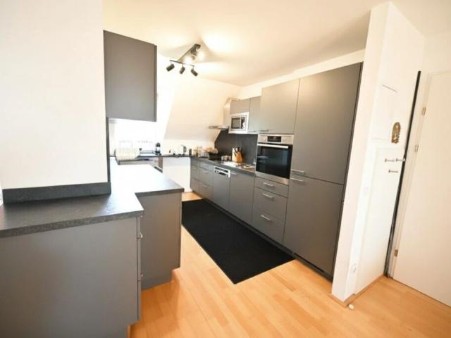 Exklusive Dachgeschosswohnung mit großer Terrasse – Ruheoase im Herzen von Linz