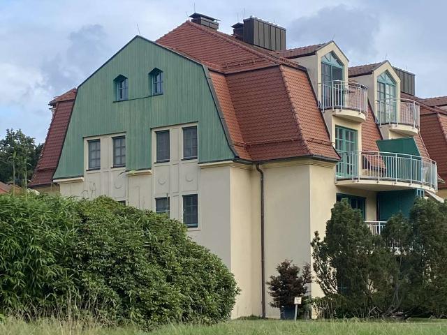 Exklusive Dachgeschosswohnung mit Seeblick am Golfplatz in Bad Saarow ohne Makler