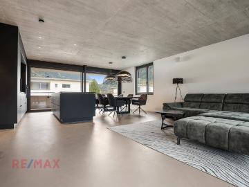 Exklusive Dachwohnung: Design, Komfort und Weitblick