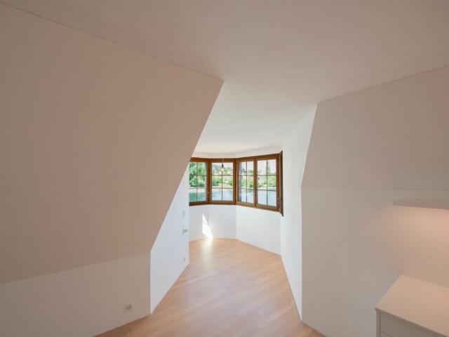 Exklusive Dachwohnung mit traumhaftem Rheinblick