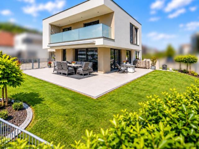 Exklusive Design Villa in Oberelchingen | PROVISIONSFREI !