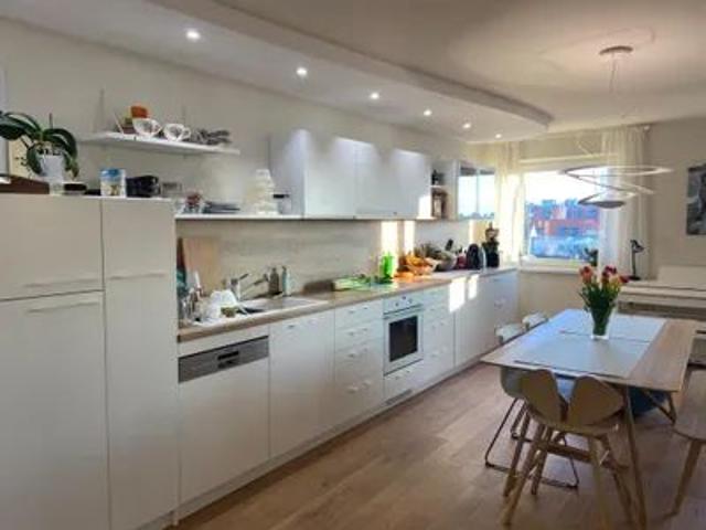 Exklusive Designerwohnung mit Garage im Herzen der Stadt Vollmöbliert & All Inclusive