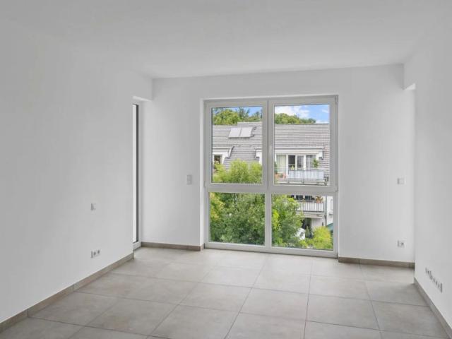 Exklusive Drei Zimmer Wohnung mit Terrasse in Bad Soden