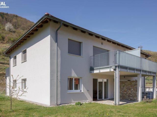 Exklusive Erdgeschosswohnung mit Eigengarten