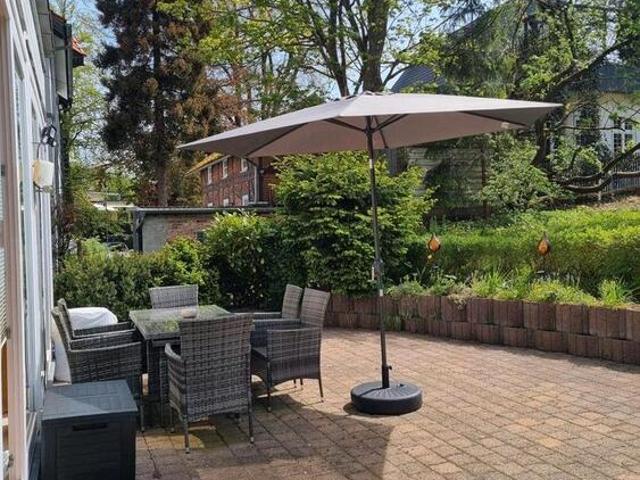 Exklusive Erdgeschosswohnung im Villenviertel direkt vom Eigentüm