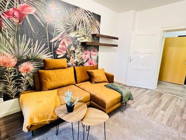 Exklusive, frisch sanierte und möblierte 2 Zimmerwohnung in zentraler Lage in Nürnberg