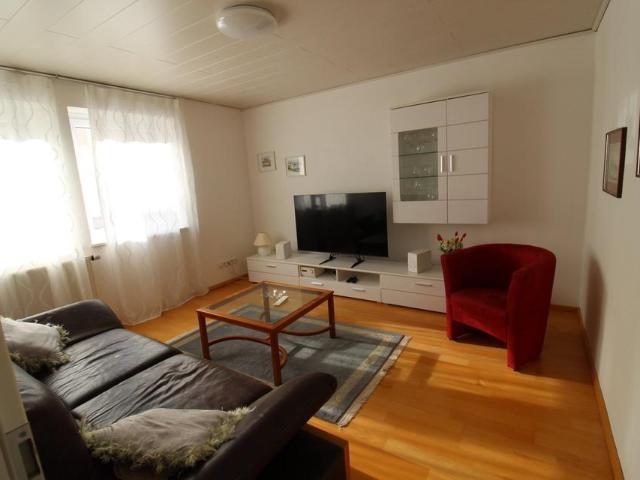 Exklusive, kernsanierte 3 Zimmer Wohnung– Stuttgart West