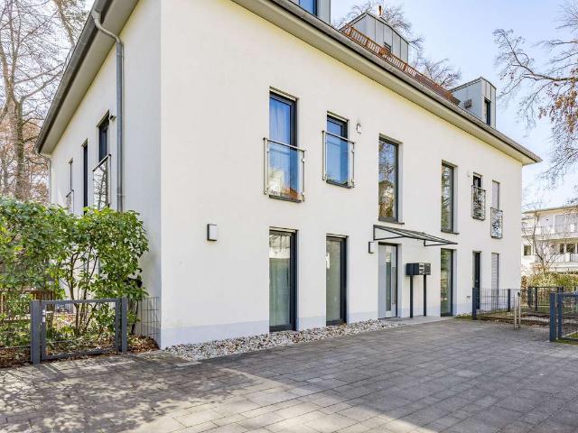 Exklusive Haus in Haus Gartenwohnung in Top Lage Nähe Isarhochufer/ Menterschwaige vollmöbliert