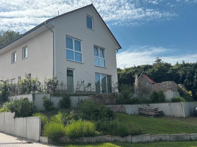 Exklusive Immobilie in Alt‑Barsinghausen mit Weitblick