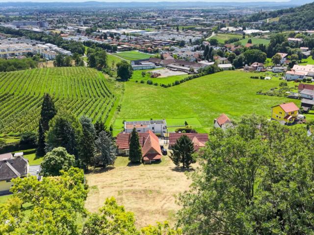 Exklusive Liegenschaft mit ca. 4.500 m² am Grazer Kehlberg ca. 3.120 m² Bauland inkl. Studie