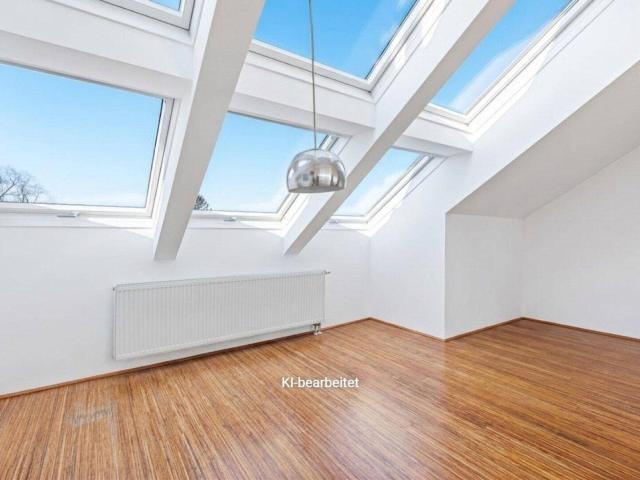 EXKLUSIVE LUXUS MAISONETTE MIT TERRASSE, SAUNA & 2 GARAGENPLÄTZEN