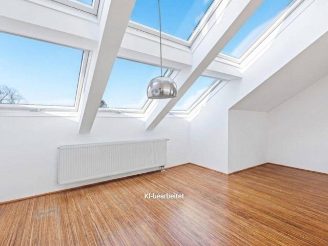 EXKLUSIVE LUXUS MAISONETTE MIT TERRASSE, SAUNA & 2 GARAGENPLÄTZEN