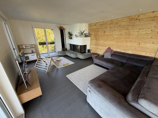 Exklusive möblierte 5.5 Zimmer Wohnung mit atemberaubender See und Bergsicht