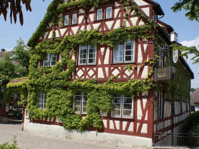 Exklusive Maisonette Wohnung in denkmalgeschütztem Fachwerkhaus