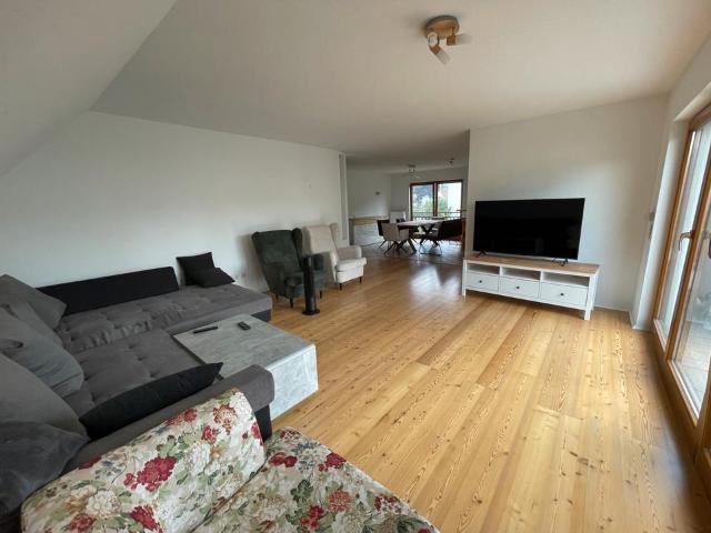 Exklusive Maisonette mit EBK, Balkon, Stellplatz, Ausstattung