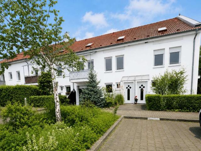 Exklusive Maisonettewohnung I Reihenhaus I Terrasse I Garten I 3 Balkone I Tiefgarage I Stellplatz
