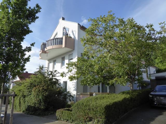 Exklusive Maisonettewohnung mit zwei Balkonen und Tiefgaragenstellplatz in begehrter Bestlage!