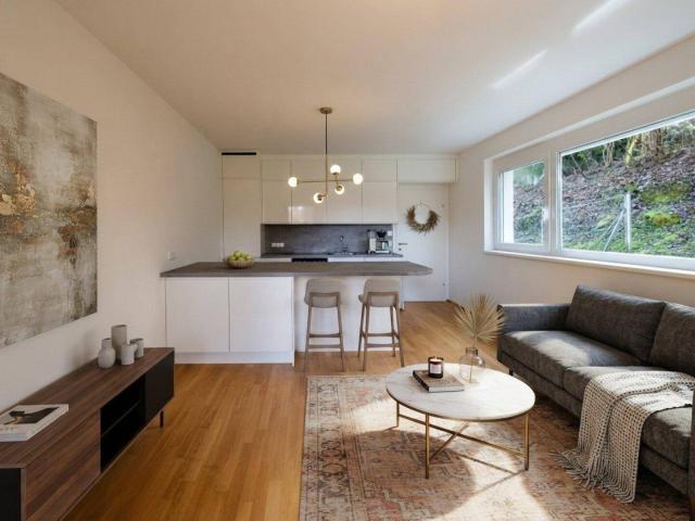 Exklusive Neubauwohnung mit 117 m² Garten und Parkplatz in absoluter Ruhelage