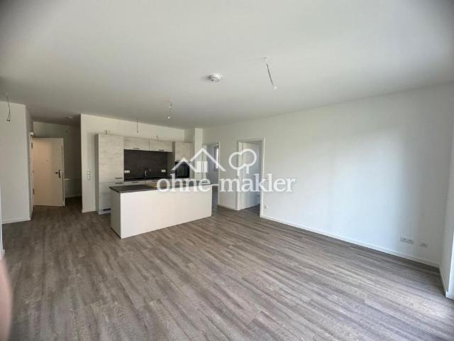 Exklusive, neue 4 Zimmer Wohnung mit Terrasse in Berlin Karlshorst