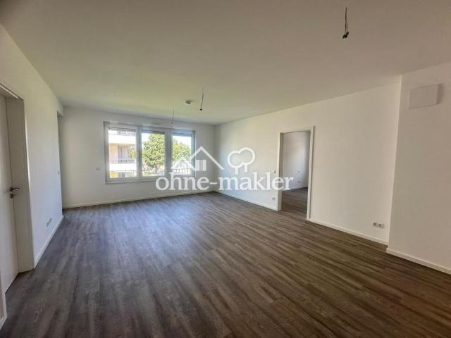 Exklusive, neue 3 Zimmer Wohnung mit Balkon in Berlin Karlshorst