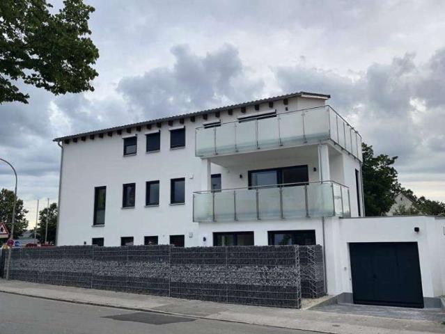 Exklusive, neuwertige 1 Zimmer Wohnung mit EBK in Ingolstadt