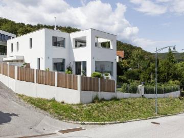 Exklusive neuwertige Architektenvilla in Baden