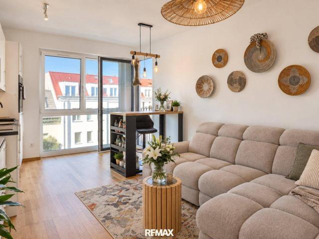 Exklusive, neuwertige Dachgeschosswohnung mit Balkon, Tiefgarage & Top Infrastruktur Moderne 2 Zimmer Dachgeschosswohnung in Wien Liesing / Siebenhirten / Perchtoldsdorf
