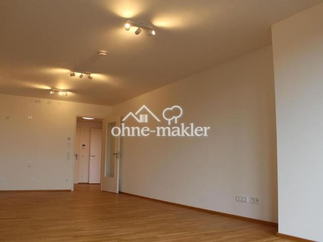 Erstbezug: Exklusive, sonnige 2 Zimmer Wohnung mit Balkon mit Elbblick in Bestlage im Marina Garden!