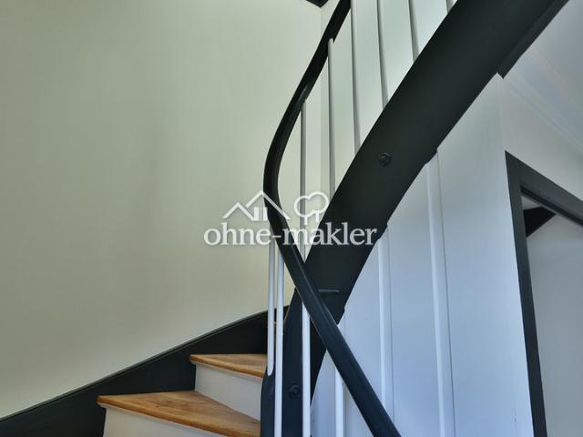 Exklusive, sanierte 2 Zimmer Wohnung inkl. Internet, Balkon & Einbauküche in Pforzheim