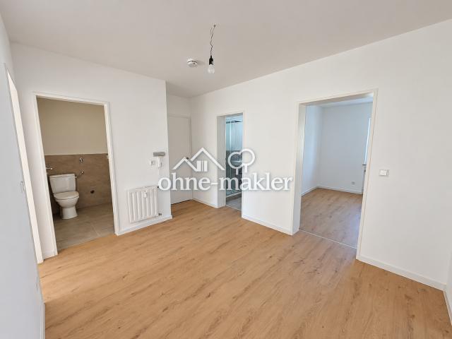 Exklusive, sanierte 4 Zimmer Wohnung Provisionsfrei!